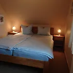 Doerpshus Im Strandnahen Bojendorf Apartament