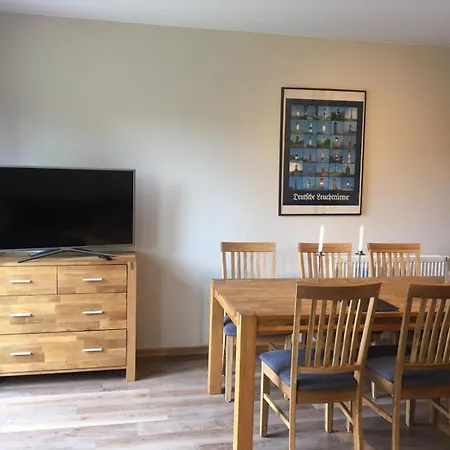 Dörpshus Im Strandnahen Bojendorf Apartment Fehmarn